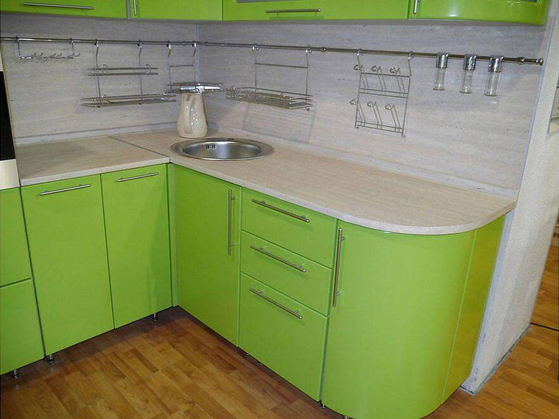 Кухня Палермо - длина 1,8 м, ширина 1,72 м