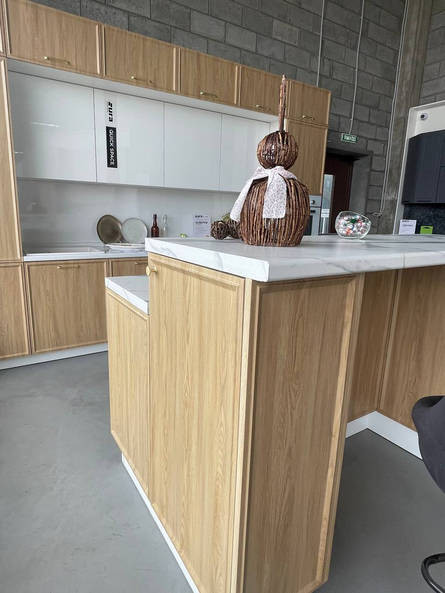 Кухня Беверли - длина 2,7 м, ширина 1,8 м