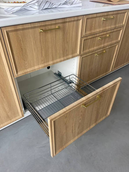 Кухня Беверли - длина 2,55 м, ширина 2,2 м