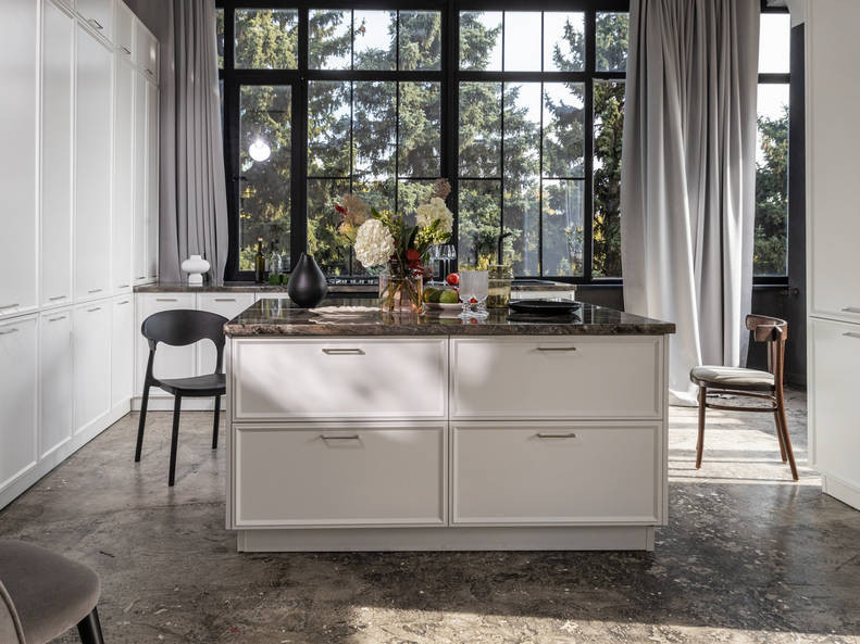 Кухня Беверли Royal - длина 3,4 м, ширина 2,5 м